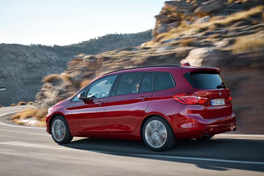 BMW 220i Gran Tourer Sport Line 2015 года  (фото 5 из 16)